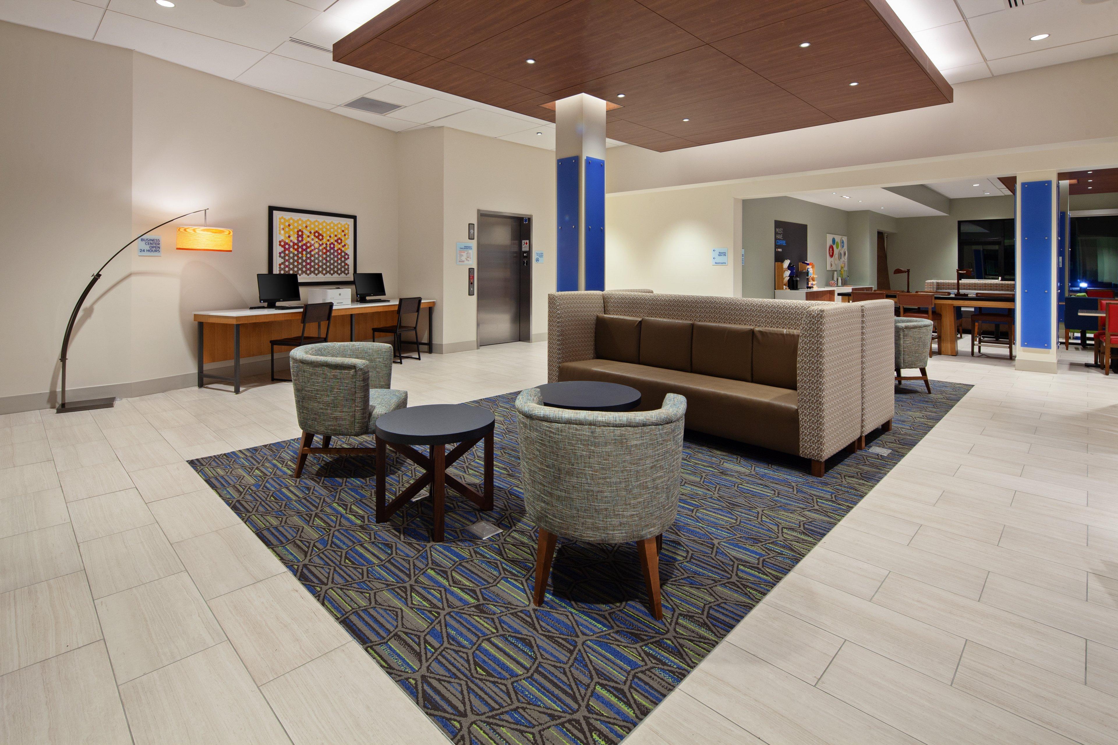 Holiday Inn Express Hotel & Suites Ventura Harbor By Ihg Bagian luar foto