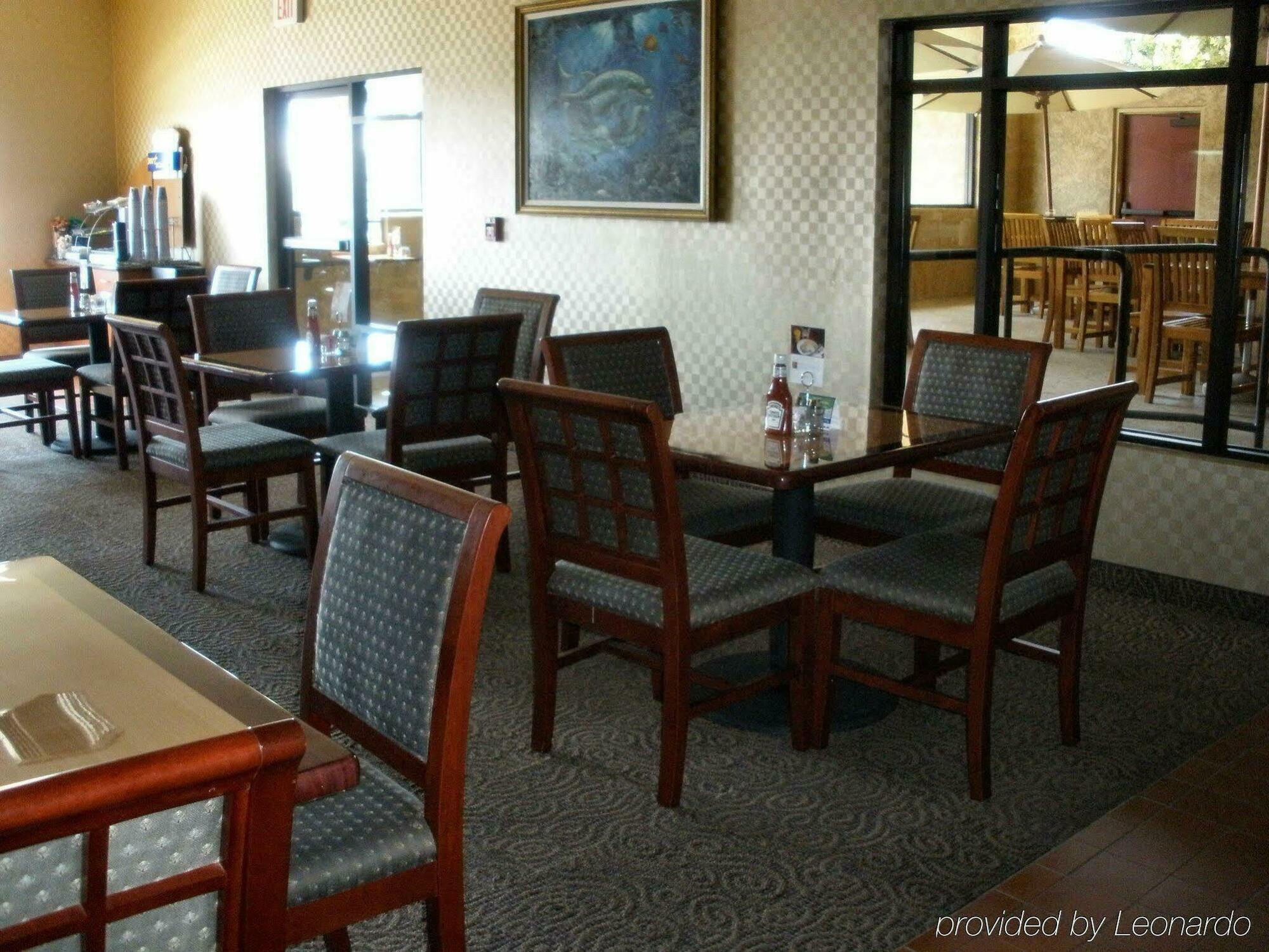 Holiday Inn Express Hotel & Suites Ventura Harbor By Ihg Bagian luar foto