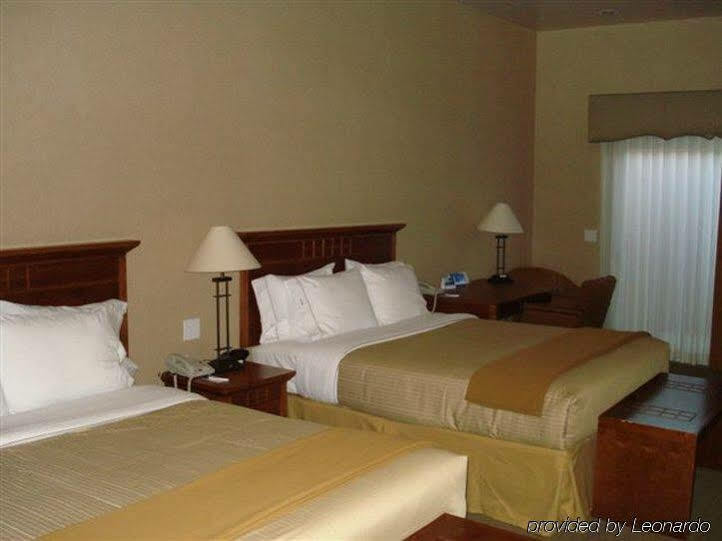 Holiday Inn Express Hotel & Suites Ventura Harbor By Ihg Bagian luar foto